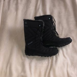 Brand New Columbia Snow Boots